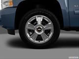  Front Drivers side wheel at profile photo